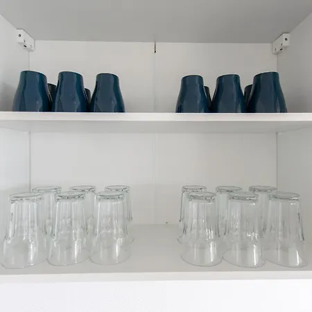 Tolstov - Monteurwohnung - 2 Schlafzimmer - Kueche - Waschmaschine - 25 Min Zur Messe Dus * Heiligenhaus