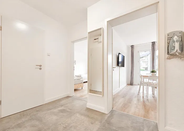 Lejlighed Tolstov - Monteurwohnung - 2 Schlafzimmer - Kueche - Waschmaschine - 25 Min Zur Messe Dus *